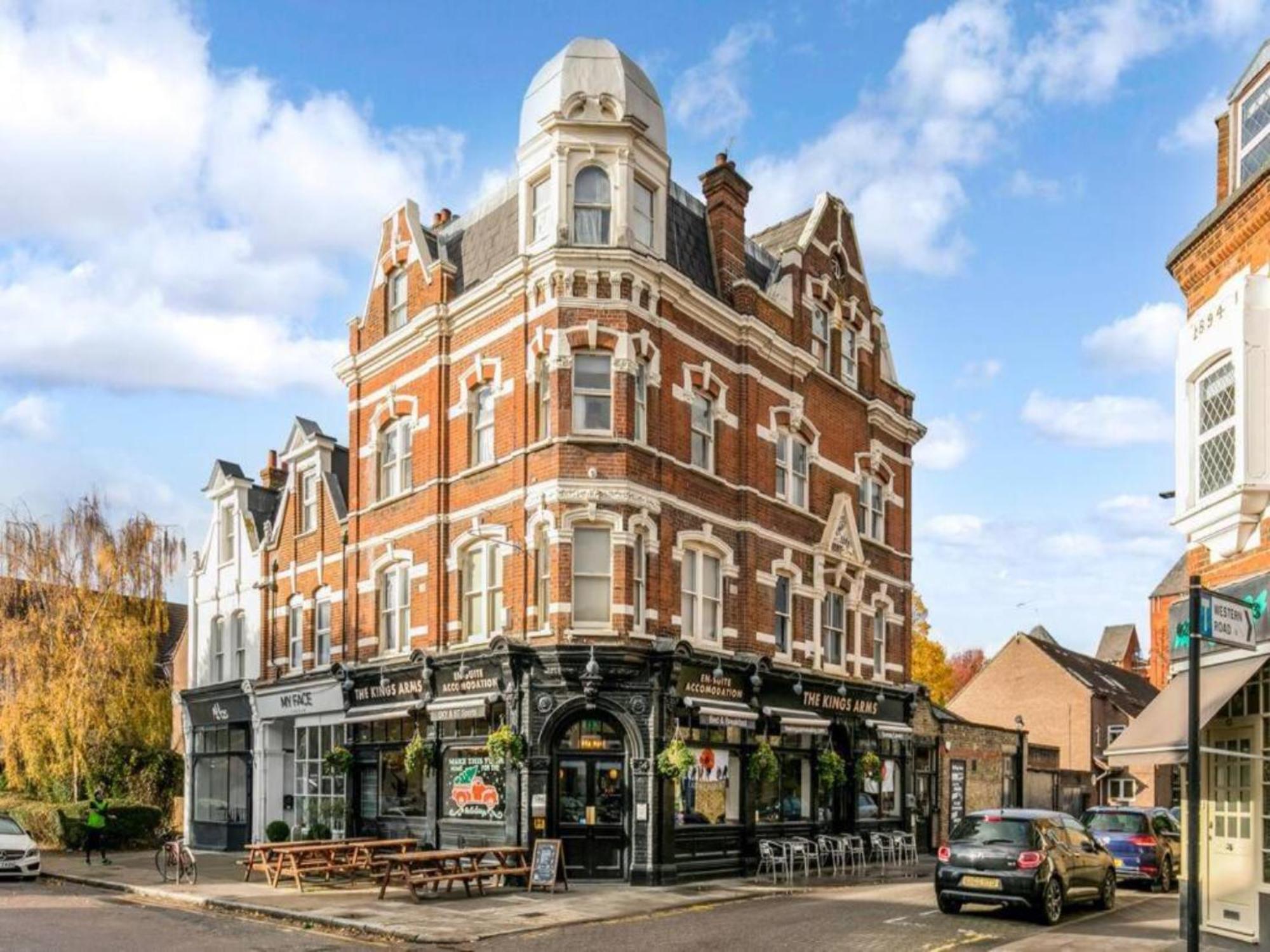 Pass The Keys Ealing Queen Of The Suburbs 2Bd Apartment London Exterior photo